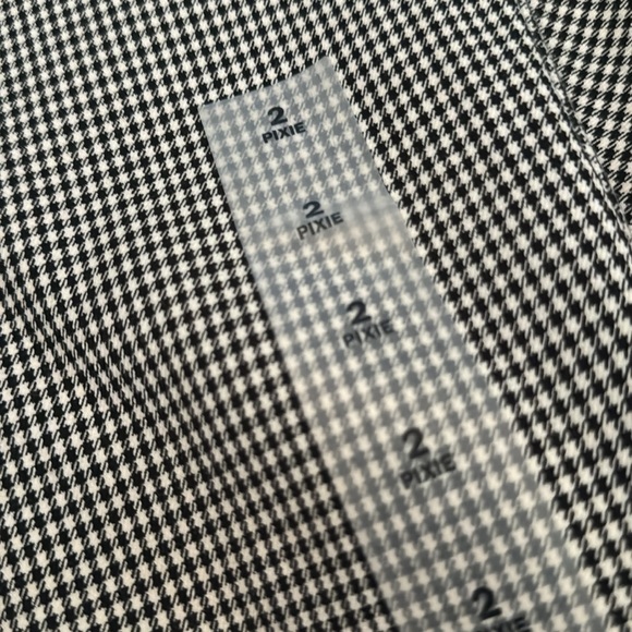 NWT OLD NAVY PANTS SIZE 2 PIXIE BRAND NEW - Picture 2 of 6